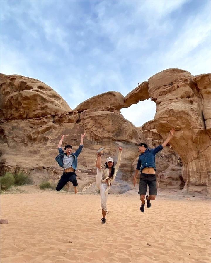 Wadi Rum Fire Camp Hotel Exterior photo