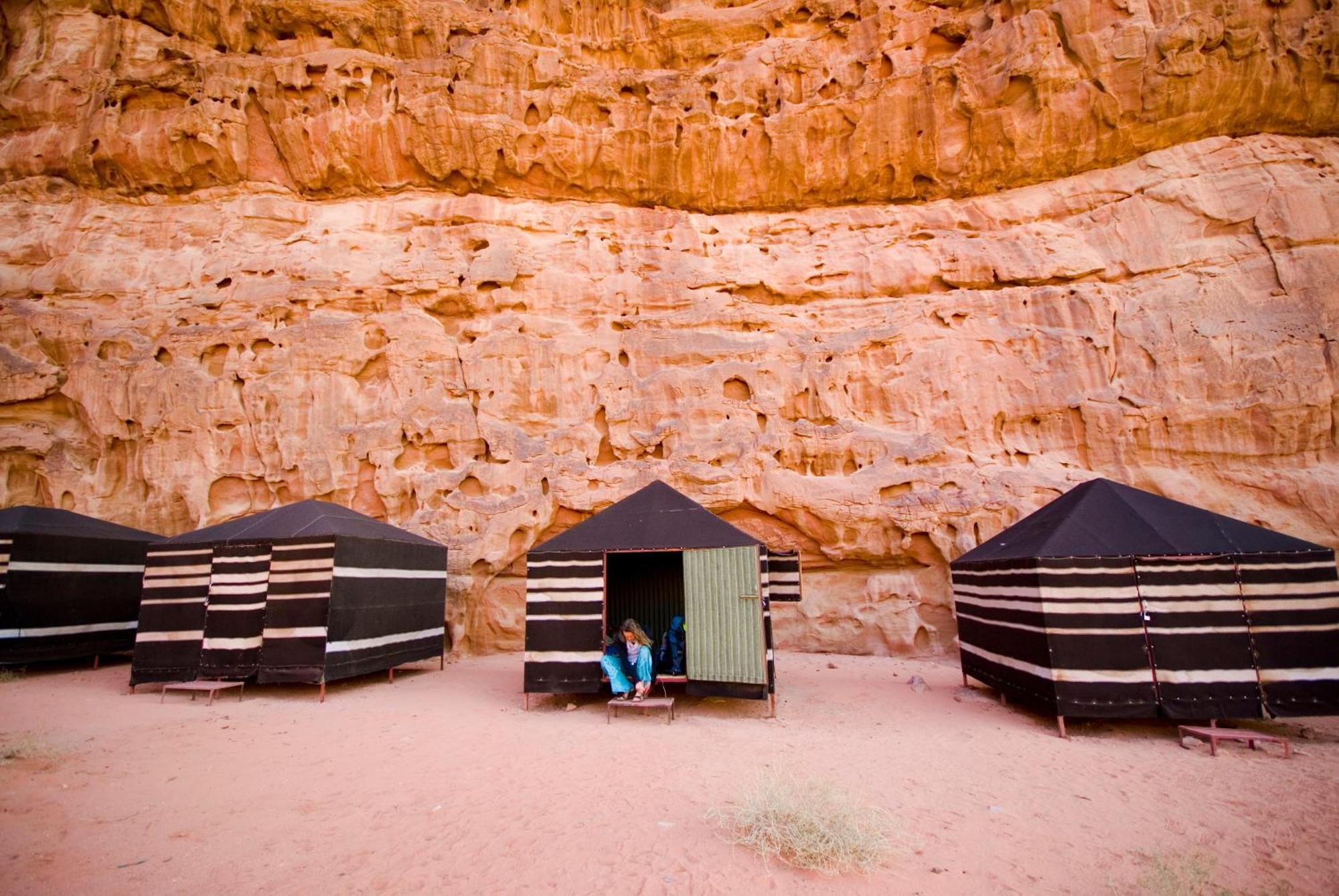 Wadi Rum Fire Camp Hotel Exterior photo